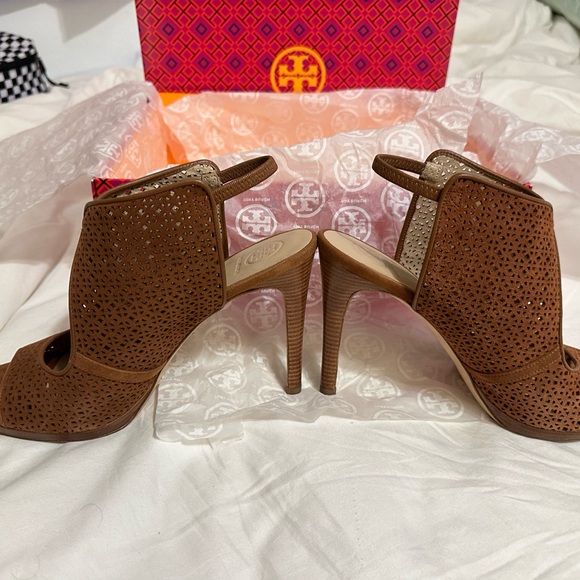 Tory Burch Elinor heels Sz 9 - Picture 6 of 7